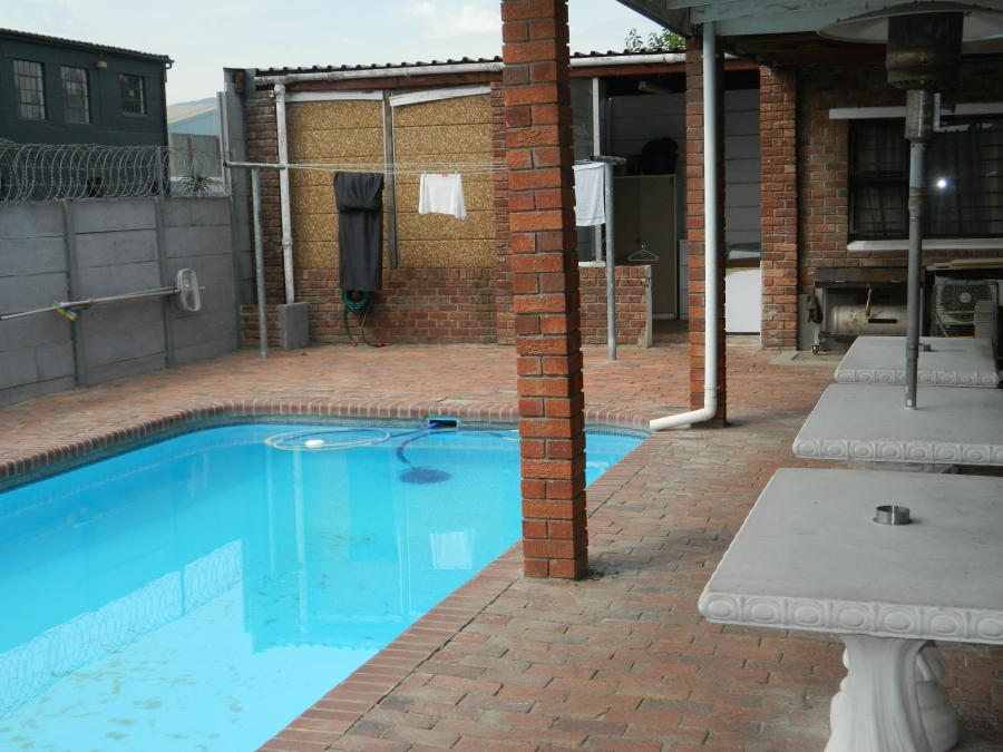 7 Bedroom Property for Sale in Dal Josafat Western Cape